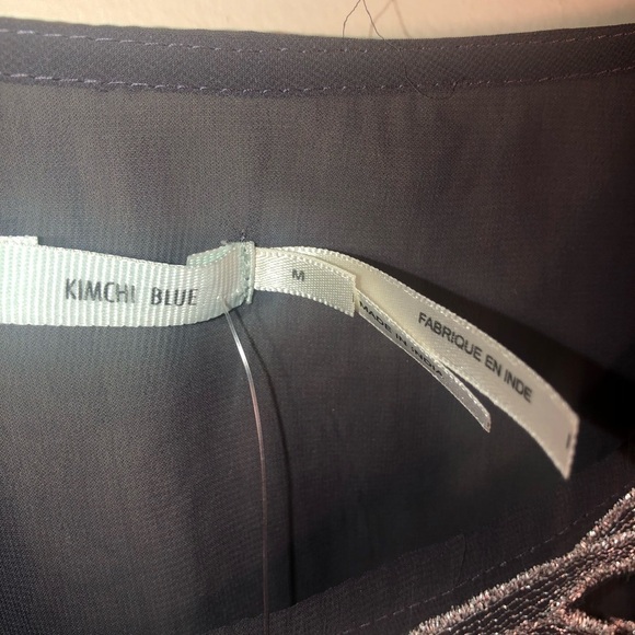 NWT Kimchi Blue Women’s Black Beaded Sheer Cutout Shirt Size Medium - Picture 5 of 7